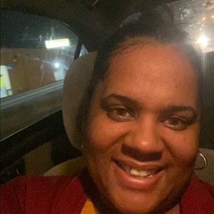 Meet your Posher, Raynita